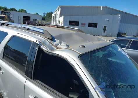 2009 Ford Escape Limited из США, поврежденный, VIN 1FMCU04G29KA63848